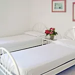 Albatros Aparthotel 3*