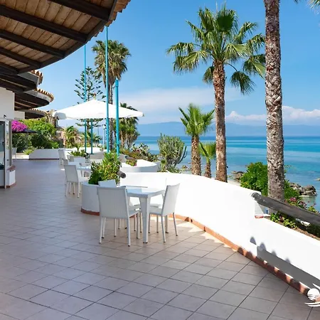 Albatros Aparthotel 3*