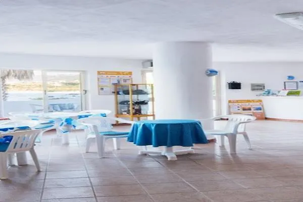 Albatros מלון דירות בריאטיקו