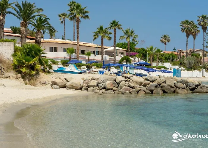 מלון דירות Albatros בריאטיקו