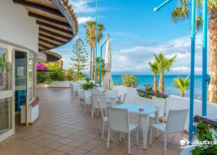 Albatros 3* בריאטיקו