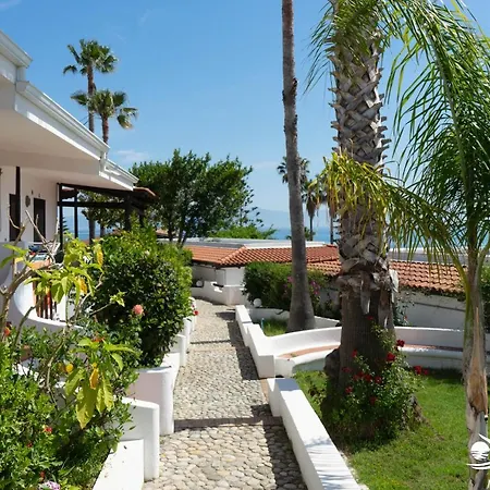 Albatros 아파트호텔