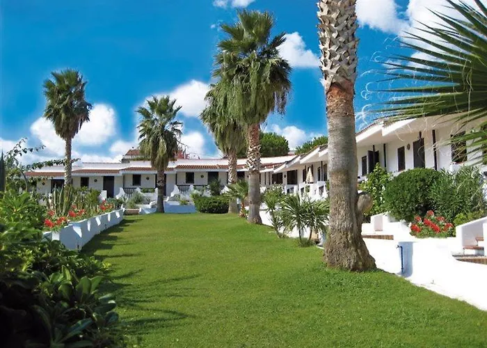 アパートホテル Albatros 3*