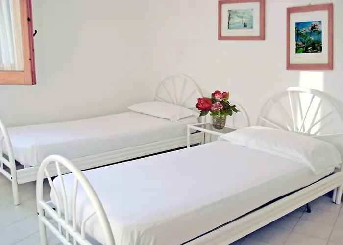 Albatros アパートホテル 3*